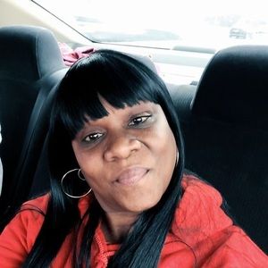 Meet your Posher, Elisa